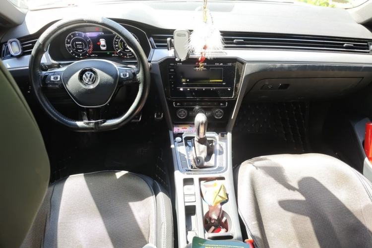 Used Volkswagen FAW-Volkswagen CC 2019 330TSI Glamour Edition China V Standard Interior 2