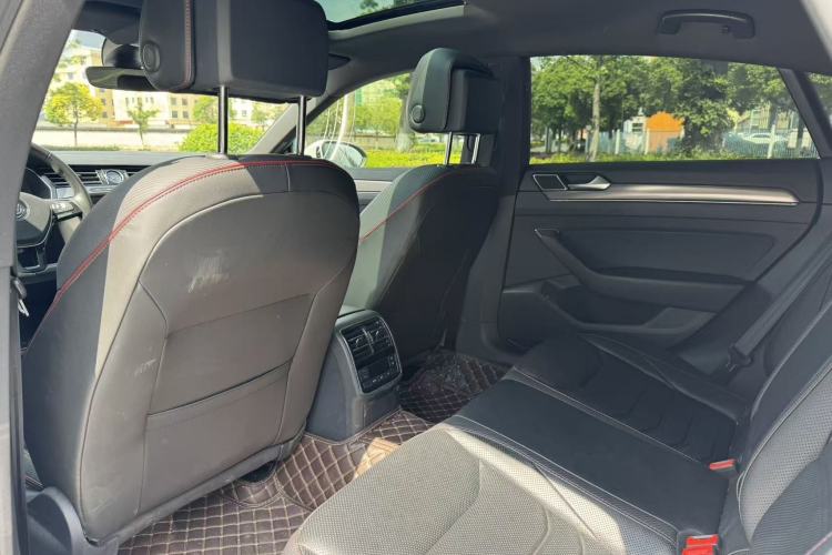 Used Volkswagen FAW-Volkswagen CC 2019 380TSI Yeyan Edition China V Standard Interior 3