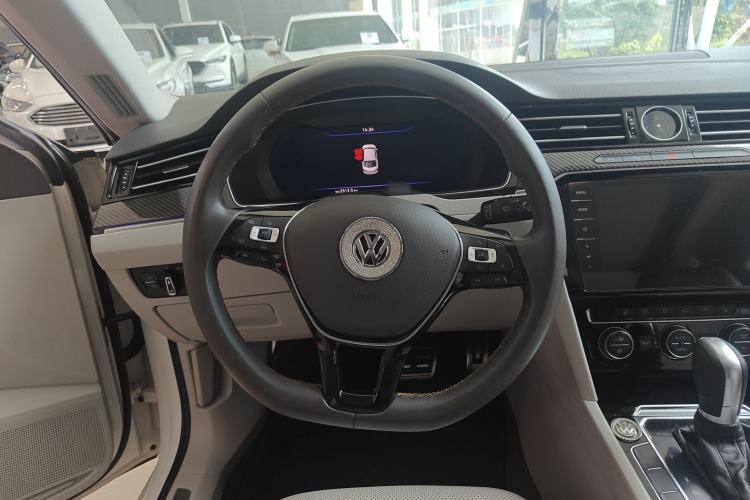 Used Volkswagen FAW-Volkswagen CC 2019 380TSI Yeyan Edition China V Standard Interior 3