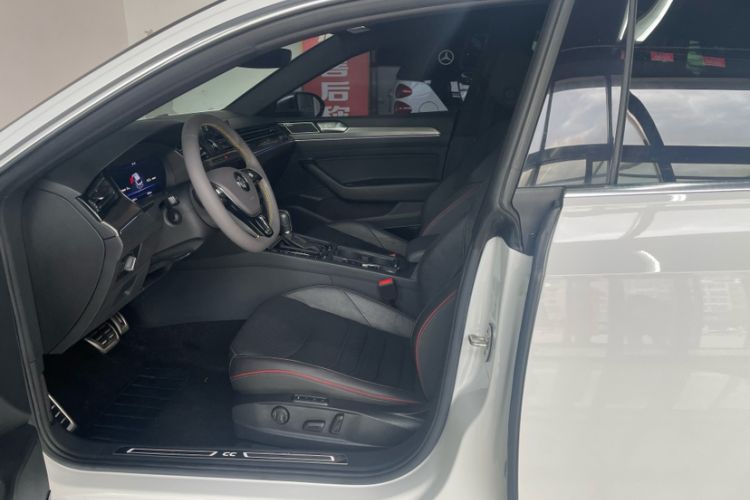 Used Volkswagen FAW-Volkswagen CC 2019 380TSI Yeyan Edition China V Standard Interior 3