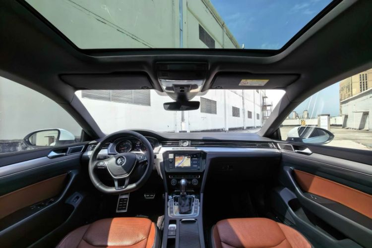Used Volkswagen FAW-Volkswagen CC 2019 330TSI Glamour Edition China VI Interior 3