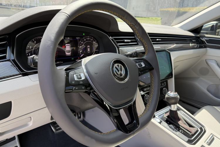 Used Volkswagen FAW-Volkswagen CC 2019 380TSI Yeyan Edition China V Standard Interior 4