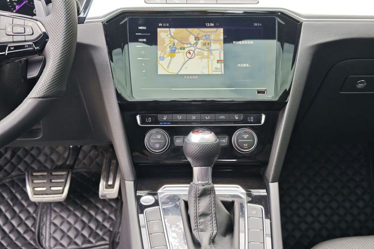 Used Volkswagen FAW-Volkswagen CC 2019 330TSI Glamour Edition China VI Interior 5