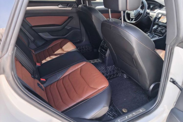 Used Volkswagen FAW-Volkswagen CC 2019 330TSI Glamour Edition China VI Interior 5