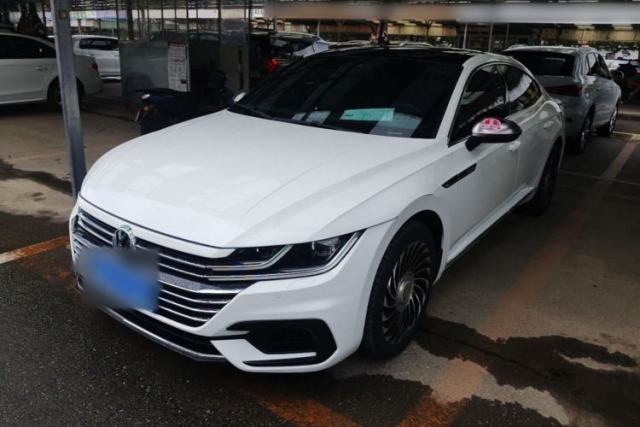 Ojetý Volkswagen FAW-Volkswagen CC 2019 330TSI Glamour Edition China VI