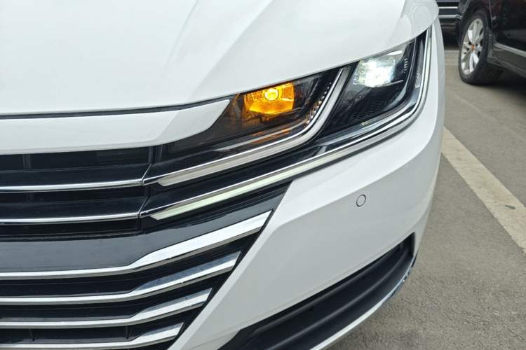 Used Volkswagen FAW-Volkswagen CC 2019 330TSI Huayan Edition China VI Left Front Headlight