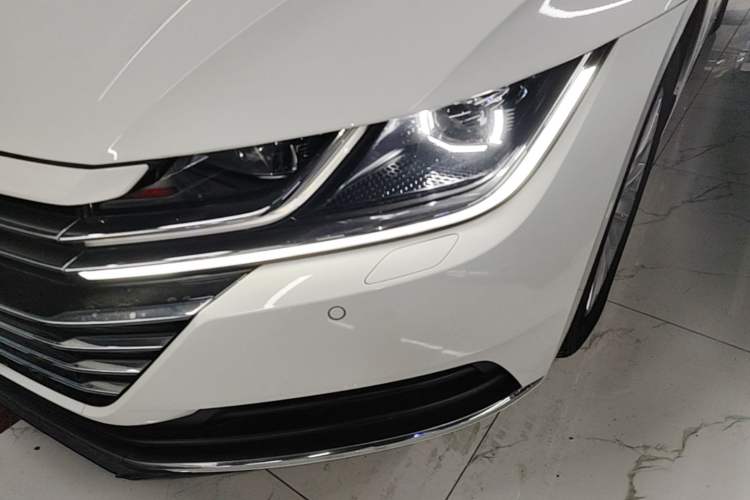 Used Volkswagen FAW-Volkswagen CC 2019 330TSI Glamour Edition China V Standard Left Front Headlight