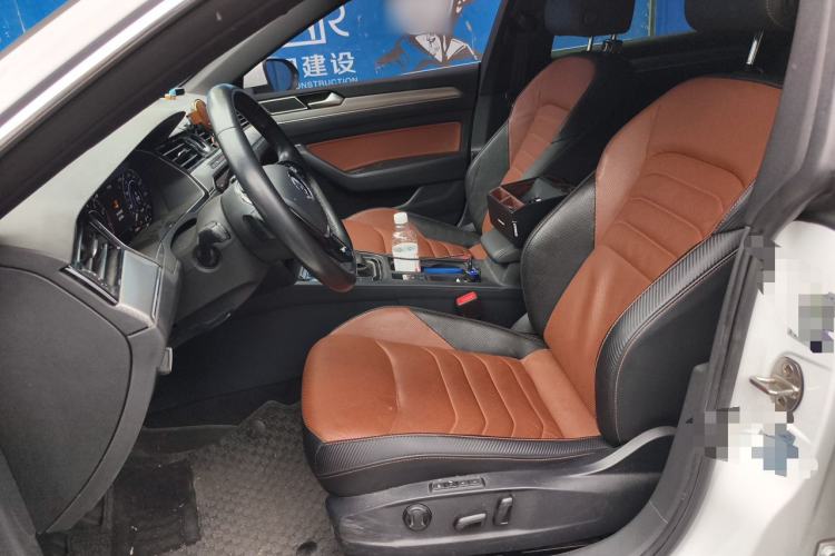Used Volkswagen FAW-Volkswagen CC 2019 380TSI Glamour Edition China V Standard Left Front Seat