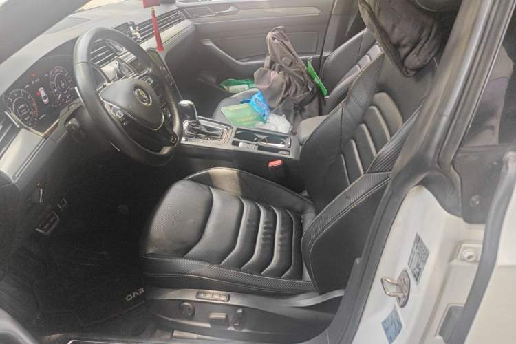Used Volkswagen FAW-Volkswagen CC 2019 330TSI Glamour Edition China V Standard Left Front Seat