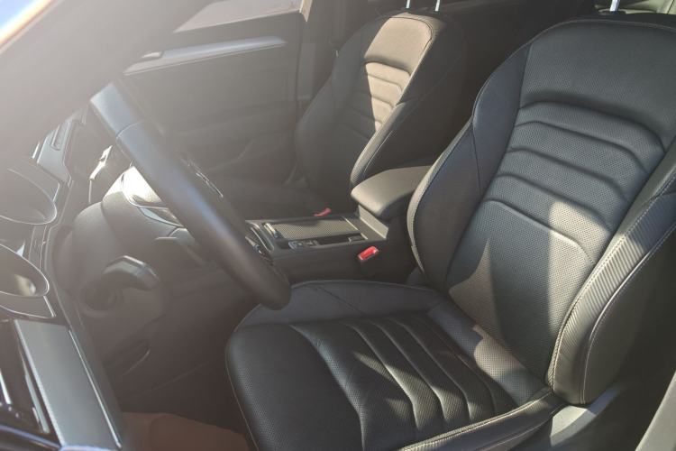 Used Volkswagen FAW-Volkswagen CC 2019 330TSI Glamour Edition China V Standard Left Front Seat
