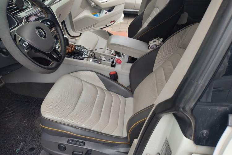 Used Volkswagen FAW-Volkswagen CC 2019 380TSI Yeyan Edition China V Standard Left Front Seat