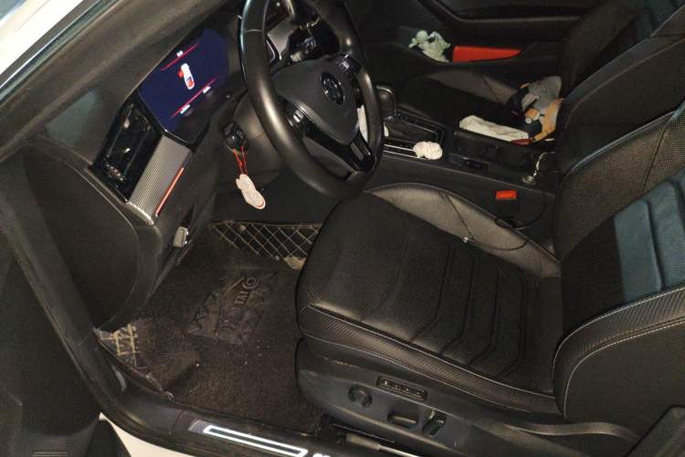 Used Volkswagen FAW-Volkswagen CC 2019 330TSI Glamour Edition China V Standard Left Front Seat