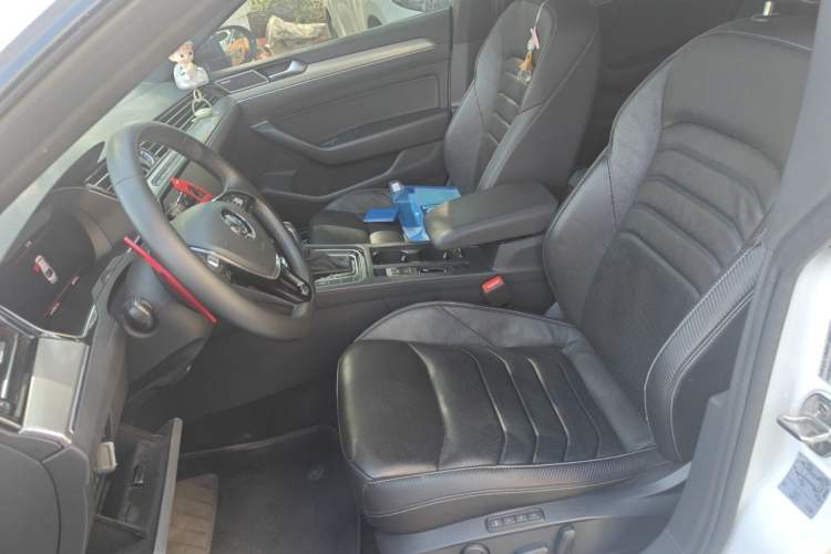 Used Volkswagen FAW-Volkswagen CC 2019 380TSI Glamour Edition China V Standard Left Front Seat