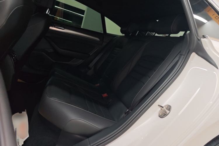 Used Volkswagen FAW-Volkswagen CC 2019 330TSI Glamour Edition China V Standard Left Rear Seat