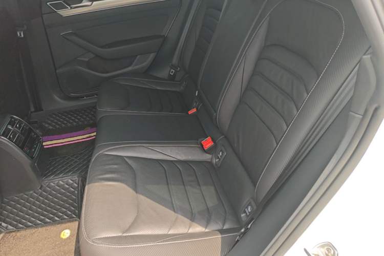 Used Volkswagen FAW-Volkswagen CC 2019 330TSI Glamour Edition China VI Left Rear Seat
