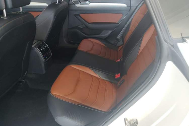 Used Volkswagen FAW-Volkswagen CC 2019 380TSI Glamour Edition China V Standard Left Rear Seat