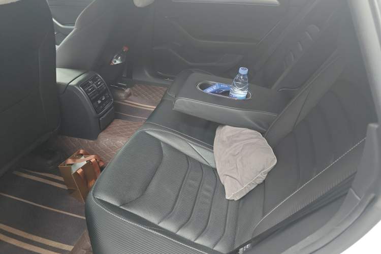 Used Volkswagen FAW-Volkswagen CC 2019 380TSI Glamour Edition China VI Standard Left Rear Seat