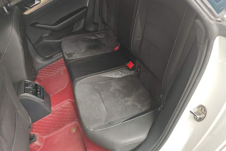 Used Volkswagen FAW-Volkswagen CC 2019 330TSI Huayan Edition China VI Left Rear Seat