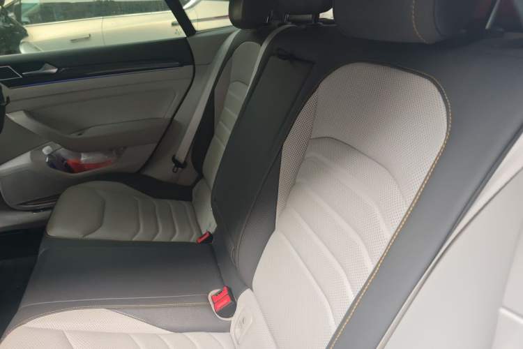 Used Volkswagen FAW-Volkswagen CC 2019 380TSI Yeyan Edition China V Standard Left Rear Seat