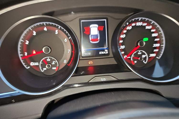 Used Volkswagen FAW-Volkswagen CC 2019 330TSI Glamour Edition China V Standard Odometer Close Up
