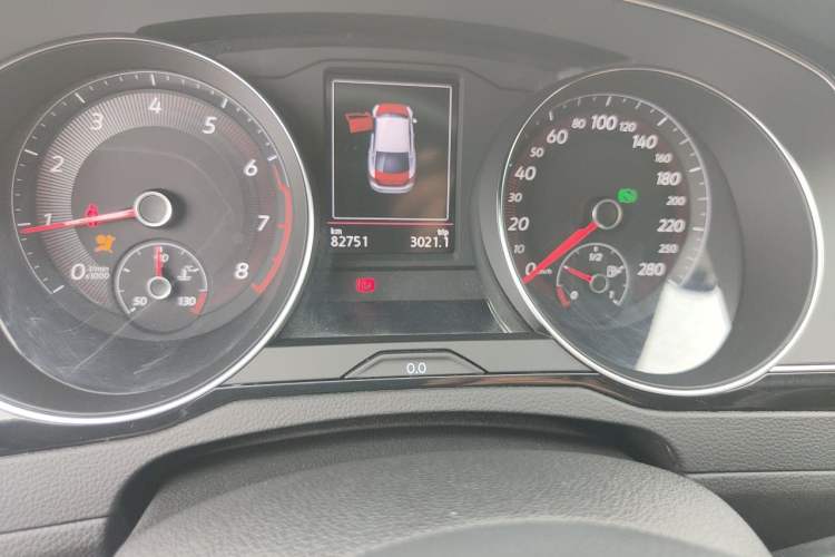 Used Volkswagen FAW-Volkswagen CC 2019 330TSI Glamour Edition China VI Odometer Close Up