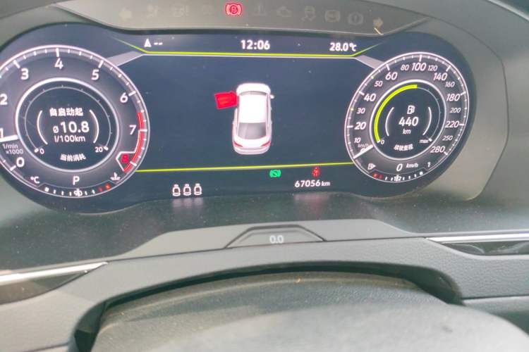 Used Volkswagen FAW-Volkswagen CC 2019 330TSI Glamour Edition China VI Odometer Close Up