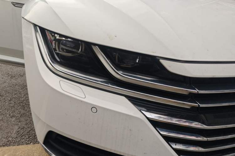 Used Volkswagen FAW-Volkswagen CC 2019 330TSI Glamour Edition China VI Right Front Headlight