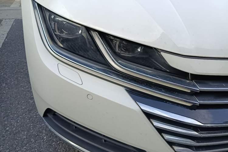 Used Volkswagen FAW-Volkswagen CC 2019 330TSI Glamour Edition China V Standard Right Front Headlight