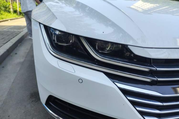 Used Volkswagen FAW-Volkswagen CC 2019 330TSI Glamour Edition China VI Right Front Headlight