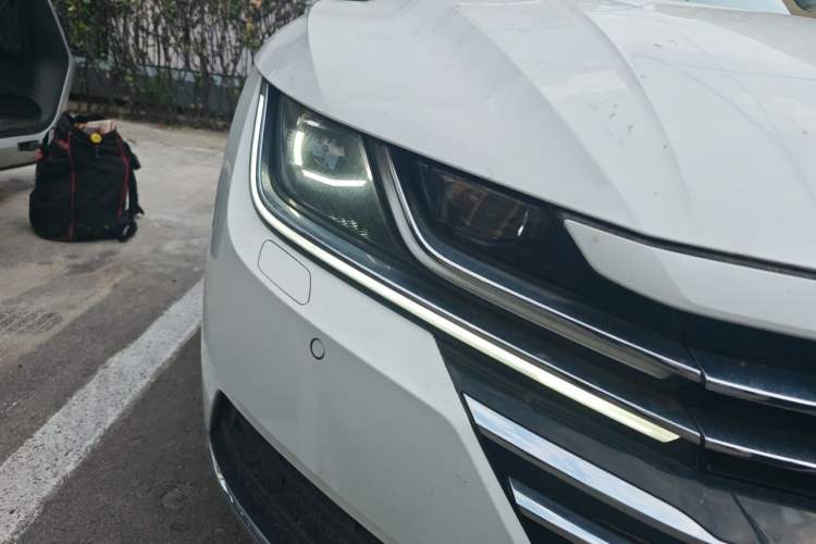 Used Volkswagen FAW-Volkswagen CC 2019 380TSI Yeyan Edition China V Standard Right Front Headlight