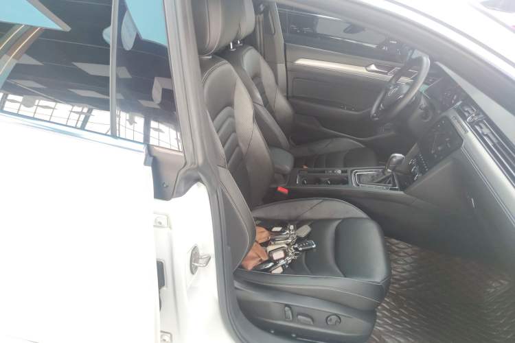 Used Volkswagen FAW-Volkswagen CC 2019 380TSI Glamour Edition China VI Standard Right Front Seat