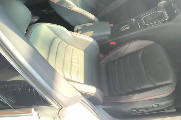 Used Volkswagen FAW-Volkswagen CC 2019 380TSI Yeyan Edition China V Standard Right Front Seat