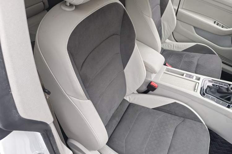 Used Volkswagen FAW-Volkswagen CC 2019 330TSI Huayan Edition China VI Right Front Seat