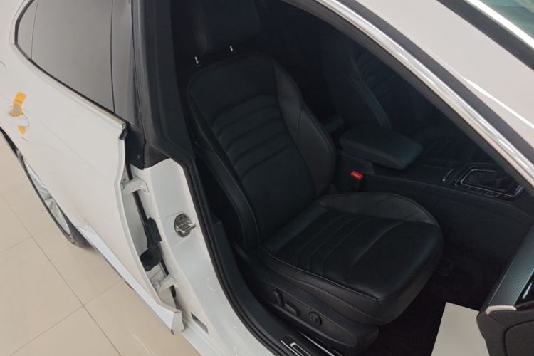 Used Volkswagen FAW-Volkswagen CC 2019 330TSI Glamour Edition China V Standard Right Front Seat
