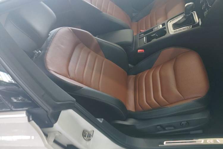 Used Volkswagen FAW-Volkswagen CC 2019 380TSI Glamour Edition China V Standard Right Front Seat