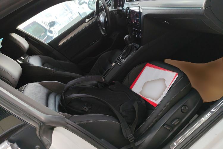 Used Volkswagen FAW-Volkswagen CC 2019 330TSI Glamour Edition China V Standard Right Front Seat