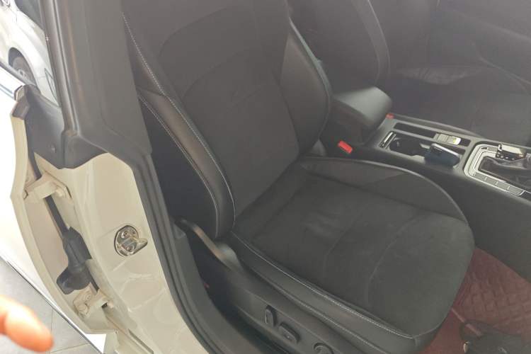 Used Volkswagen FAW-Volkswagen CC 2019 330TSI Huayan Edition China VI Right Front Seat