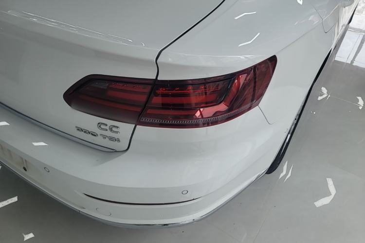 Used Volkswagen FAW-Volkswagen CC 2019 330TSI Glamour Edition China VI Right Rear Taillight