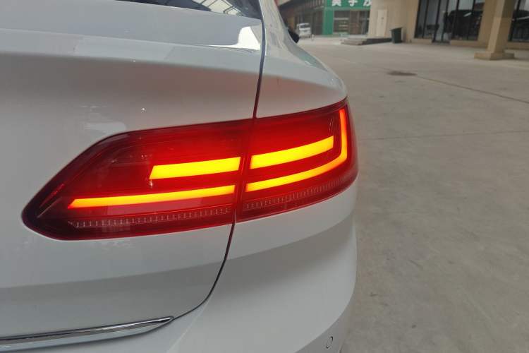 Used Volkswagen FAW-Volkswagen CC 2019 330TSI Glamour Edition China VI Right Rear Taillight