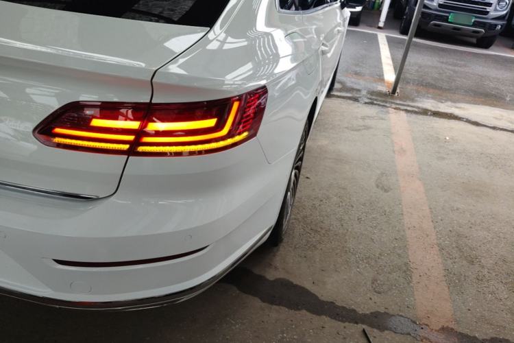 Used Volkswagen FAW-Volkswagen CC 2019 330TSI Glamour Edition China VI Right Rear Taillight