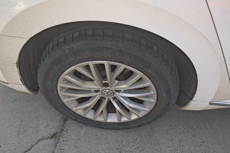 Used Volkswagen FAW-Volkswagen CC 2019 330TSI Glamour Edition China VI Right Rear Wheel Hub