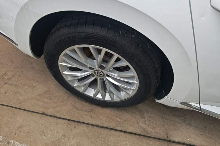 Used Volkswagen FAW-Volkswagen CC 2019 330TSI Glamour Edition China VI Right Rear Wheel Hub