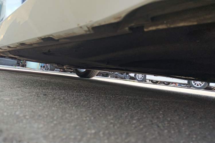 Used Volkswagen FAW-Volkswagen CC 2019 330TSI Glamour Edition China VI Right Side Sill