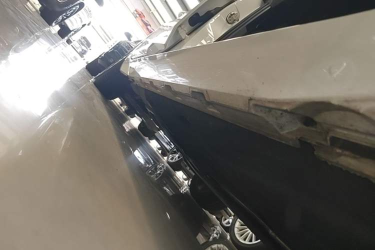 Used Volkswagen FAW-Volkswagen CC 2019 330TSI Glamour Edition China V Standard Right Side Sill