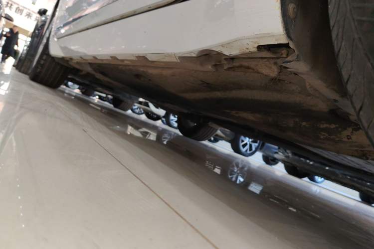 Used Volkswagen FAW-Volkswagen CC 2019 330TSI Glamour Edition China V Standard Right Side Sill