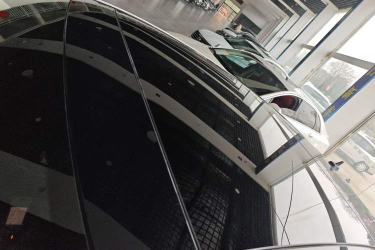 Used Volkswagen FAW-Volkswagen CC 2019 330TSI Huayan Edition China VI Roof