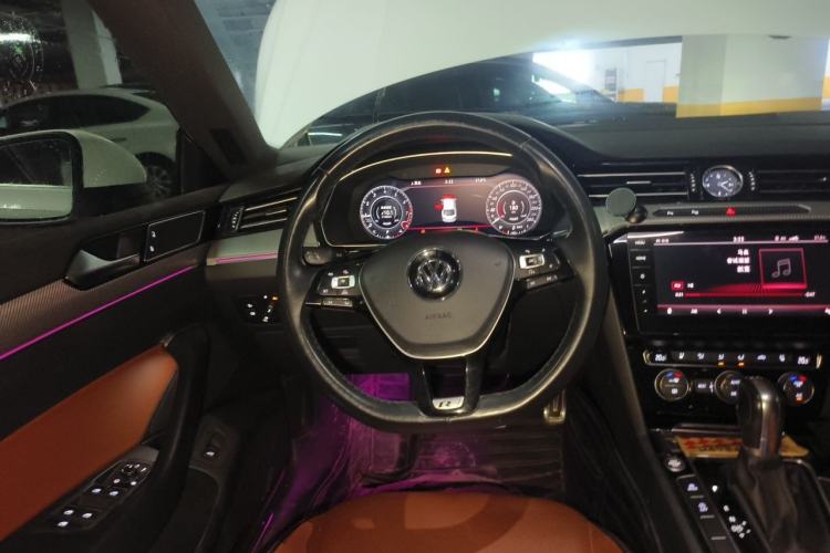 Used Volkswagen FAW-Volkswagen CC 2019 380TSI Glamour Edition China V Standard Steering Wheel