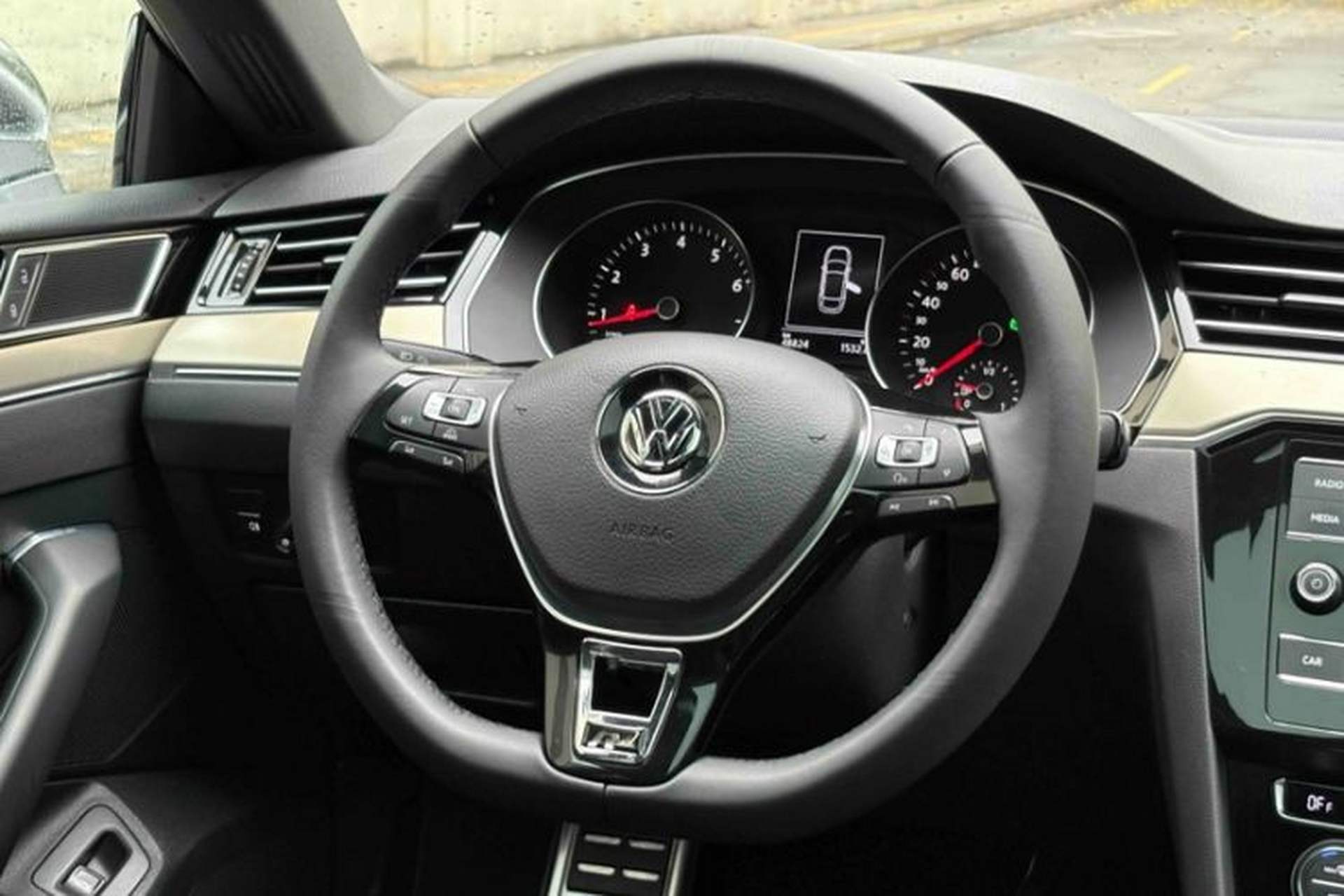 Used Volkswagen FAW-Volkswagen CC 2019 330TSI Huayan Edition China VI Steering Wheel