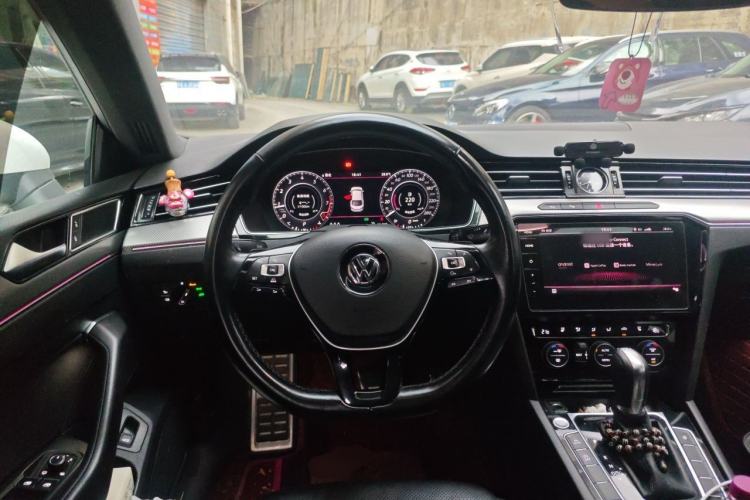 Used Volkswagen FAW-Volkswagen CC 2019 330TSI Glamour Edition China VI Steering Wheel