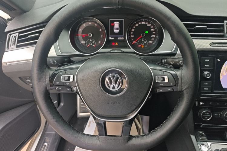 Used Volkswagen FAW-Volkswagen CC 2019 330TSI Glamour Edition China VI Steering Wheel
